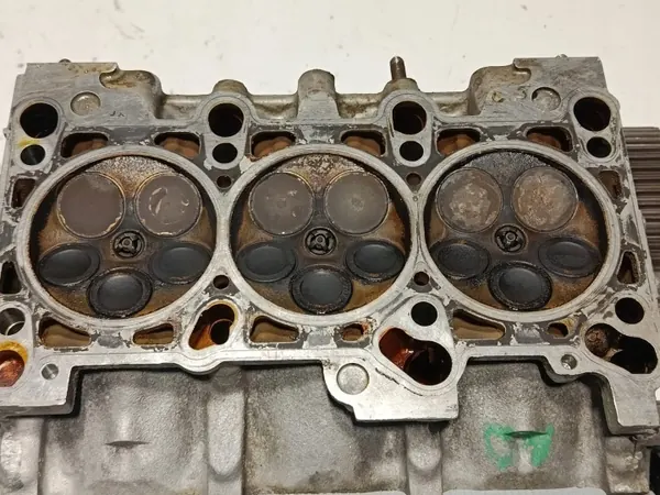 Audi A6 C5 A4 B5 2.4 V6 Zylinderkopf 078103373AH Links image 8