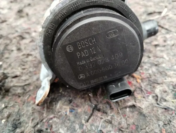 Vattenpump Mercedes W118 W177 1.5 CDI A0005003600 image 3