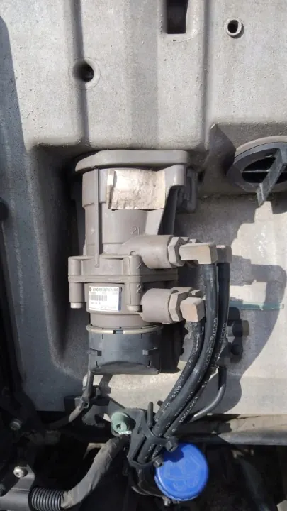 Soupape de frein principale MAN TGX OEM 81521306298 image 2