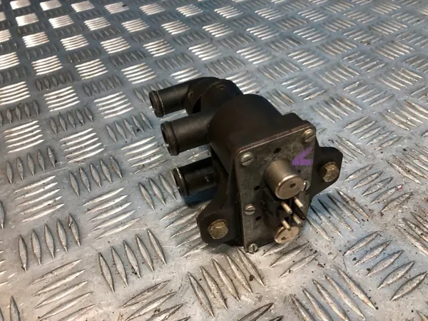 OEM 1268300084 Mercedes W126 SEC 500 Lämmitysventtiilit image 3