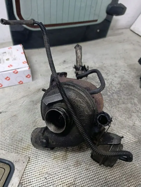 Turbo Garrett OEM 504203413 para Iveco Daily III 2.3 HPI image 2