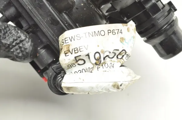 Té d'électrovanne de levage Peugeot Rifter OEM 9840541580 image 4
