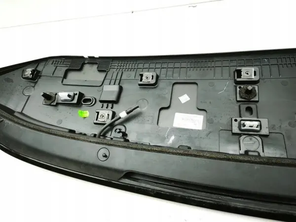 Renault Captur II 2024 Spoiler OEM 960308073 image 5