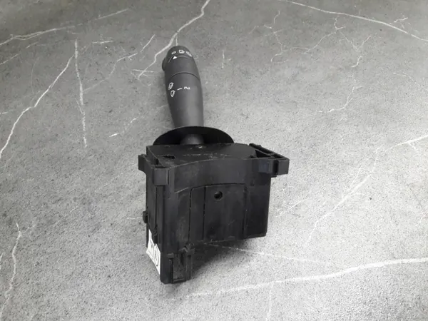 Interruptor OEM 8200856007 para Renault Twingo II image 3