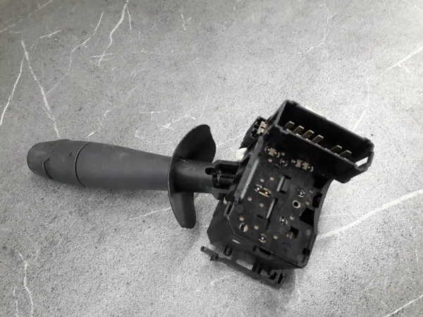 Interruptor OEM 8200856007 para Renault Twingo II image 4