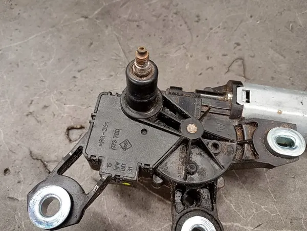 Moteur d'essuie-glace arrière AUDI Q5 (8R) 2.0L Essence 8R0955711B image 3