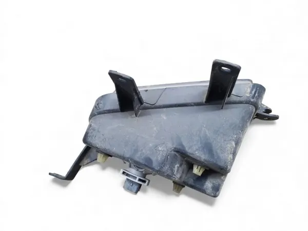 Farol de nevoeiro dianteiro esquerdo OEM 22936482 Chevrolet image 4