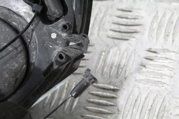 Farol dianteiro esquerdo Lancia Ypsilon III 51850555 image 5