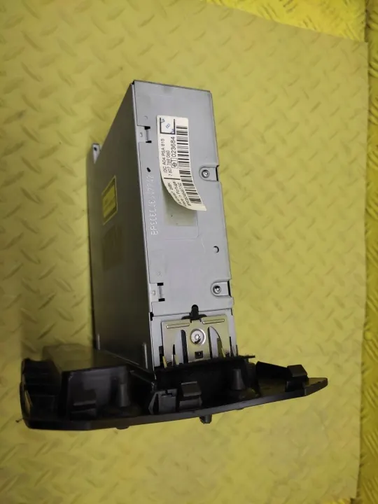 Cambiador CD Blaupunkt usado OEM 7607769060 Citroen C4 image 9