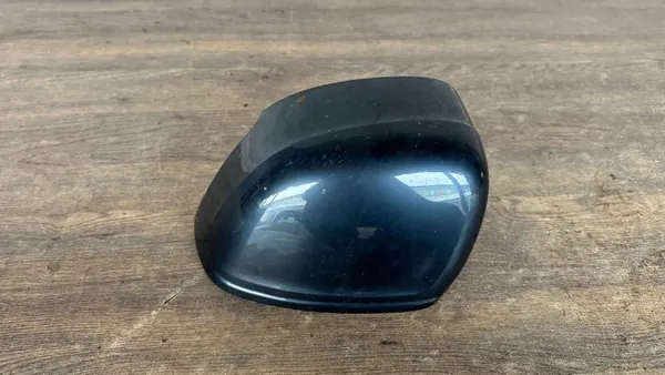 Volvo XC90 II Couvre-rétroviseur gauche OEM 32132735 image 2