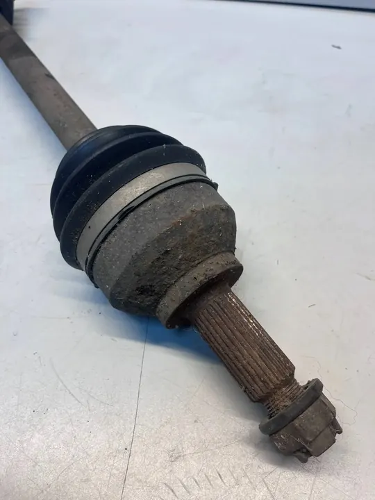 Halvaxel Renault Master II 2001 OEM 8200459611 image 3