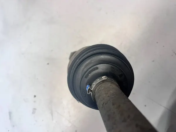 Halvaxel Renault Master II 2001 OEM 8200459611 image 5