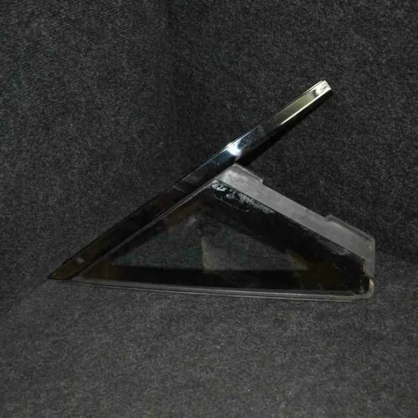 Para-brisa dianteiro esquerdo OEM 7313015 BMW i8 (I12) image 2