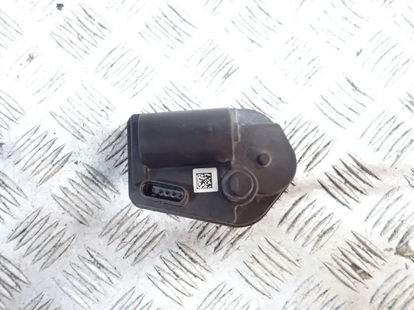 Pakoputken kuristin OEM 82147123 Corvette C7:lle image 2