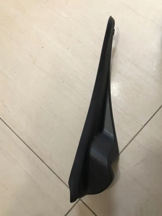 OEM 668119349R Linke Windschutzsäulenabdeckung Renault Master image 2