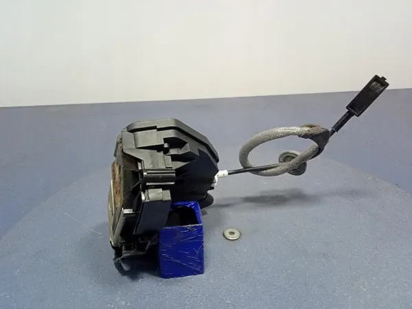 Volvo V60 S60 Türschloss hinten rechts 5 Pin 31349871 image 3