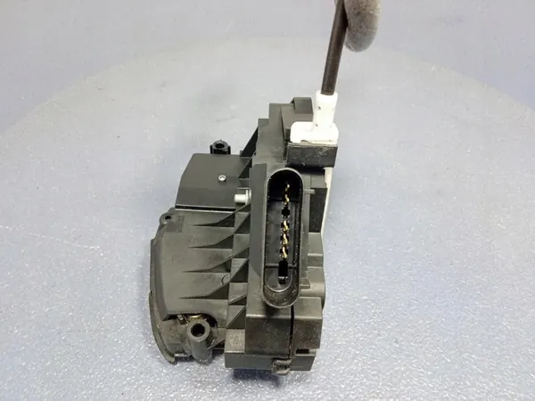 Volvo V60 S60 Türschloss hinten rechts 5 Pin 31349871 image 7