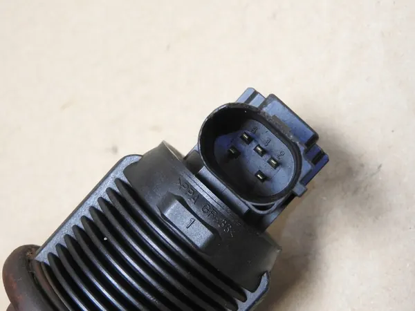 Válvula EGR VW GOLF IV PIERBURG 728248170 image 5