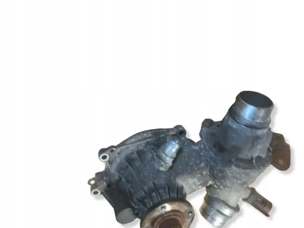Bomba de agua OEM 162778 para BMW X5 E53 - Usada image 3