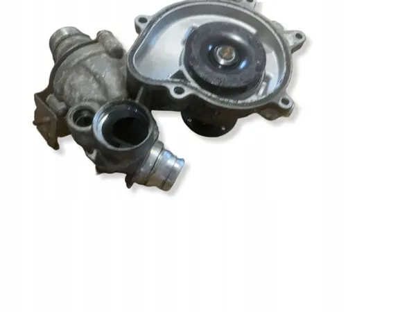 Bomba de agua OEM 162778 para BMW X5 E53 - Usada image 7