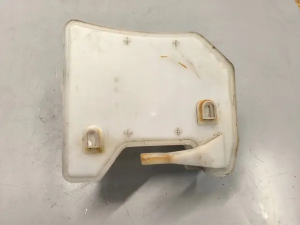 Pesunesteen säiliö Volkswagen OE 3C8955453B image 3