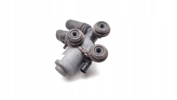 BMW X3 Kylvätskeventil 3.0i 2004 OEM 8369805 image 5