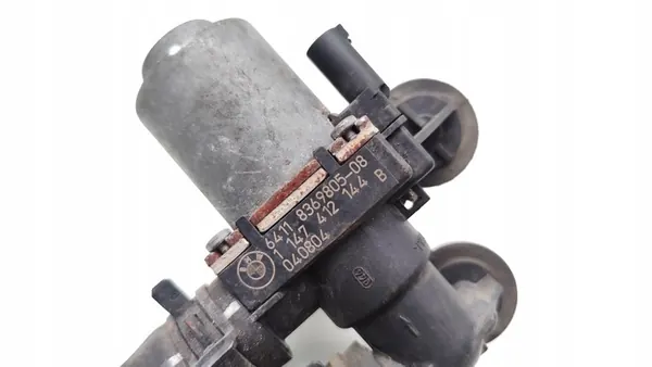 BMW X3 Kylvätskeventil 3.0i 2004 OEM 8369805 image 7