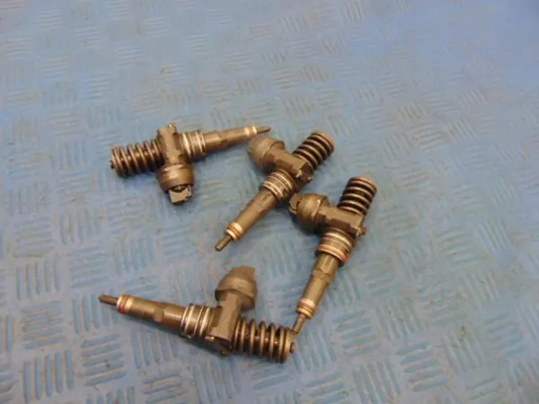 VW Golf IV 1.9TDI insprutningsset OEM 0414720037 image 4