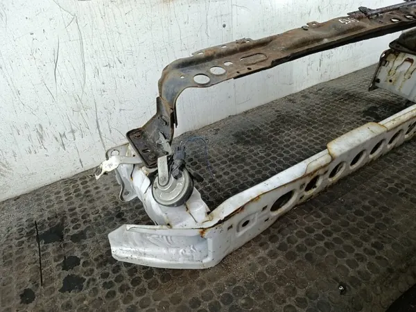 OEM Stoßstangenholm vorne für Ford Focus III 2.0 TI-VCT image 4