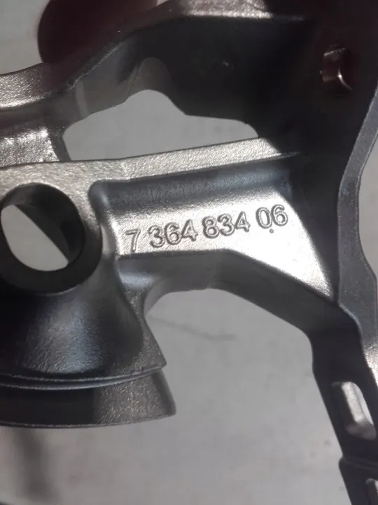 Soporte bloqueo techo derecho OEM 7364834 MINI Cooper F57 image 3