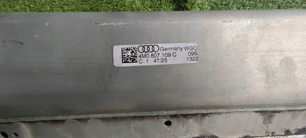 Framstötfångarbalk OEM 4M0807109C för Audi Q7 Q8 image 5