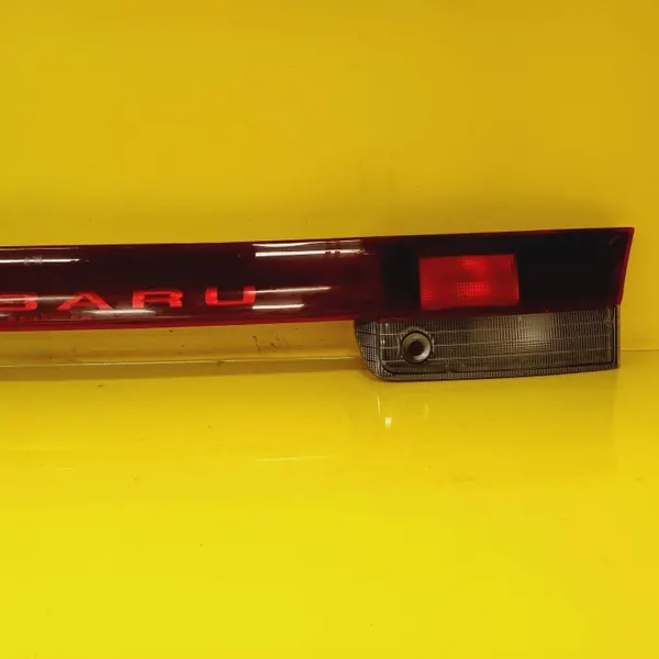 Garniture de Hayon Subaru Legacy OEM DRC83817 image 3