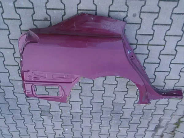 AVENSIS T25 03-08 HB Para-choque Traseiro Direito image 1