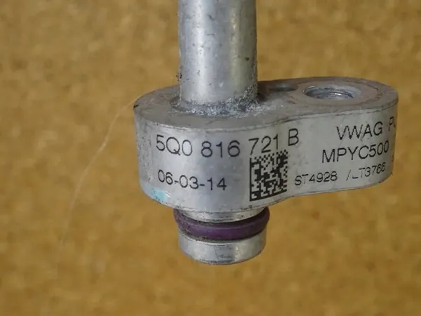 AUDI A3 8V LEON III OCTAVIA III GOLF VII AC Letku 5Q0816721B image 2