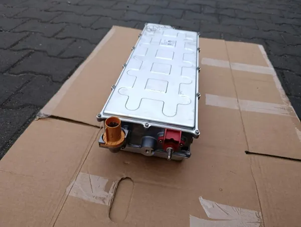 Jeep Renegade 4xe Batteriehalterung OEM 46353173 image 3
