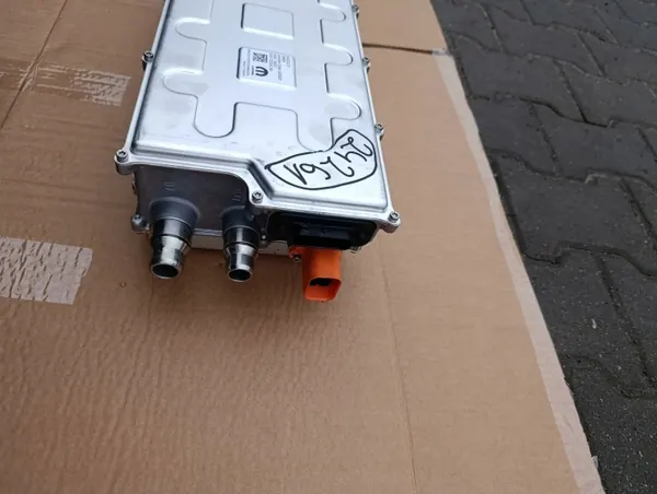 Jeep Renegade 4xe Batteriehalterung OEM 46353173 image 4