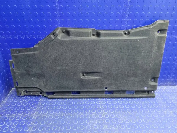 OEM 8W7825208A Bouclier Inférieur Droit Audi A5 F5 Cabrio image 5