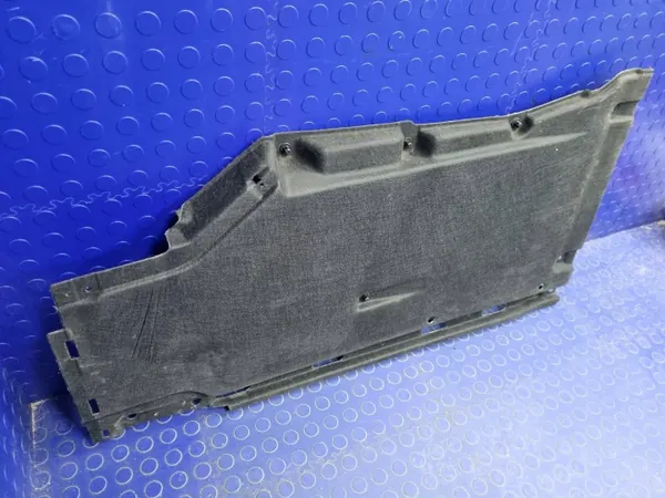 OEM 8W7825208A Bouclier Inférieur Droit Audi A5 F5 Cabrio image 6