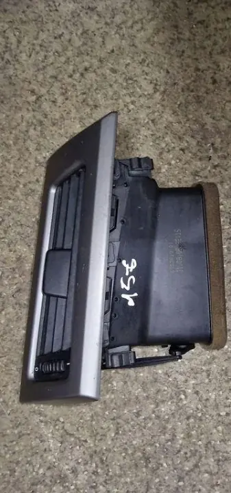 OEM 6953619 Rejillas salpicadero BMW 5 TOURING E61 image 3
