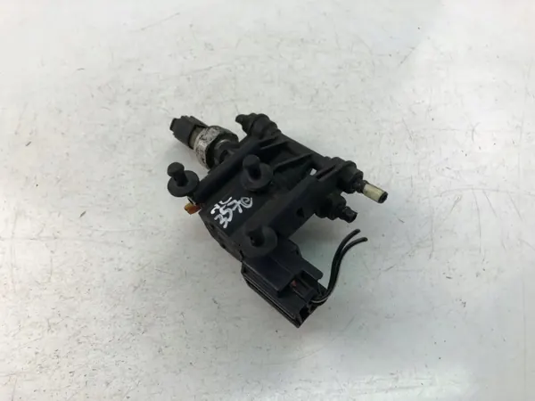 Válvula de vacío OEM RYH000046 para Land Rover Discovery III image 2