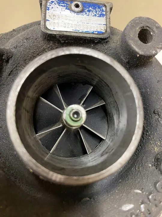 Turbocharger CITROËN C5 I BREAK 2.0L diesel K03321246 image 5