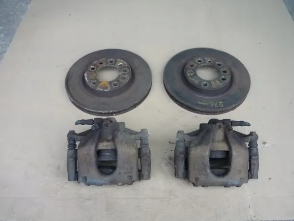 Étriers & Disques Frein Avant OEM PRZEDNIE Opel Corsa D image 2