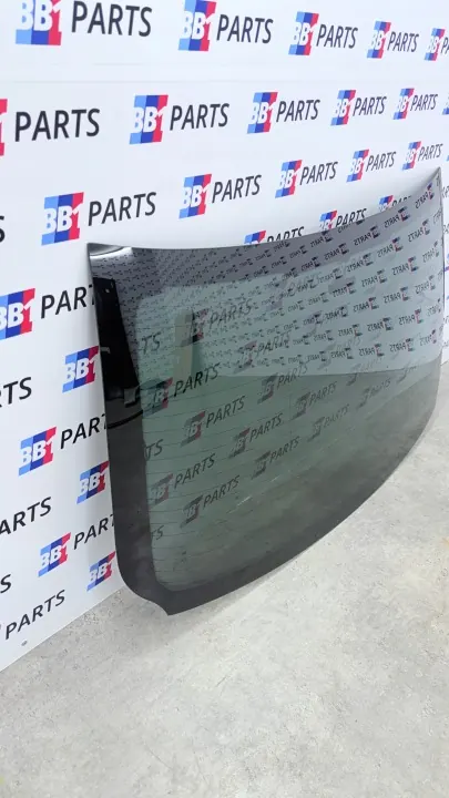 BMW F30 F80 M3 Takaikkuna tummennettu OEM 7258075 image 3