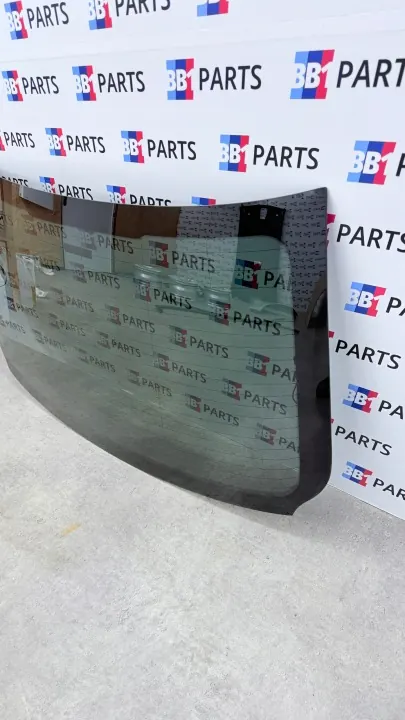 BMW F30 F80 M3 Takaikkuna tummennettu OEM 7258075 image 4