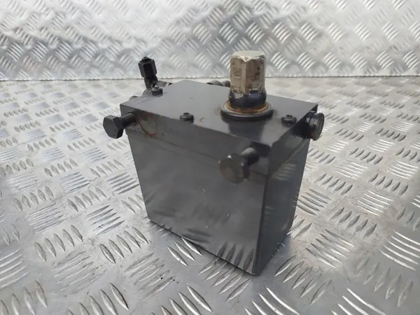 Scania hytthyttpump OEM 2081520 - Begagnad image 2