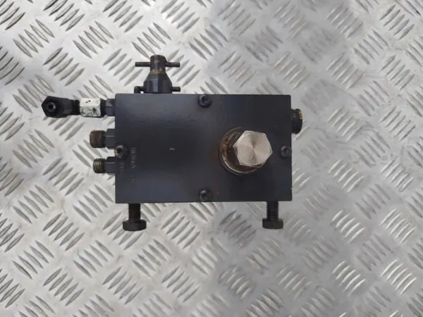 Scania hytthyttpump OEM 2081520 - Begagnad image 3