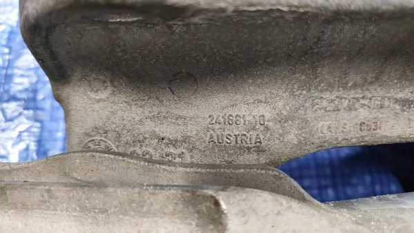 Transmission Mount BMW E60 E61 530i 3.0i N53 image 4