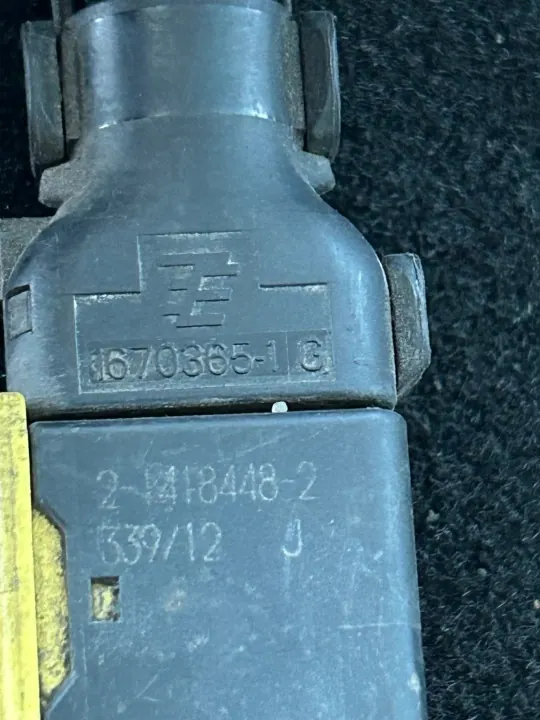 AdBlue-letku OEM A9604703064 Mercedes Actros MP4:lle image 6