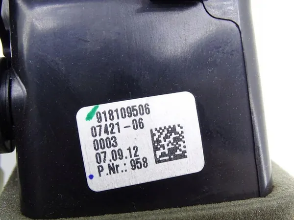 Grelha de ventilação traseira BMW 5 GT F07 09-17 9118249 image 6