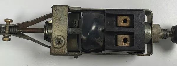 W115 Lämmitys Hehkulamppu Sammutuslinkki - Mercedes image 3